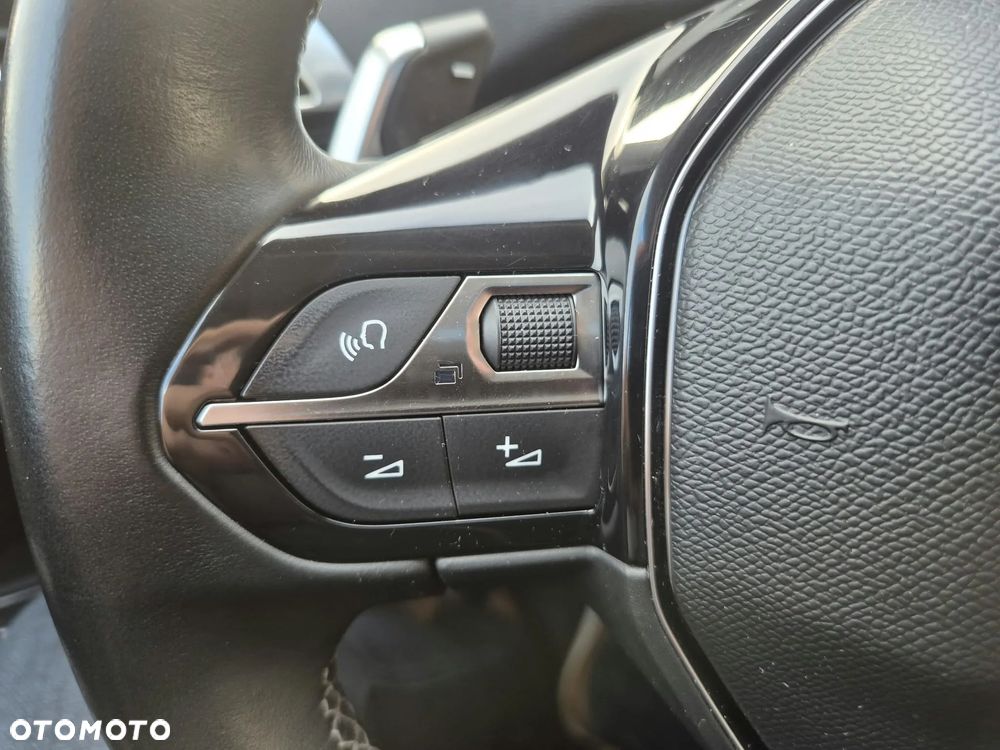 Peugeot 3008 BlueHDi 120 Stop & Start EAT6 Allure - 21