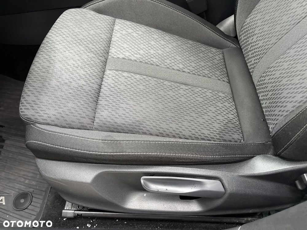 Skoda Octavia 2.0 TDI Style DSG - 12