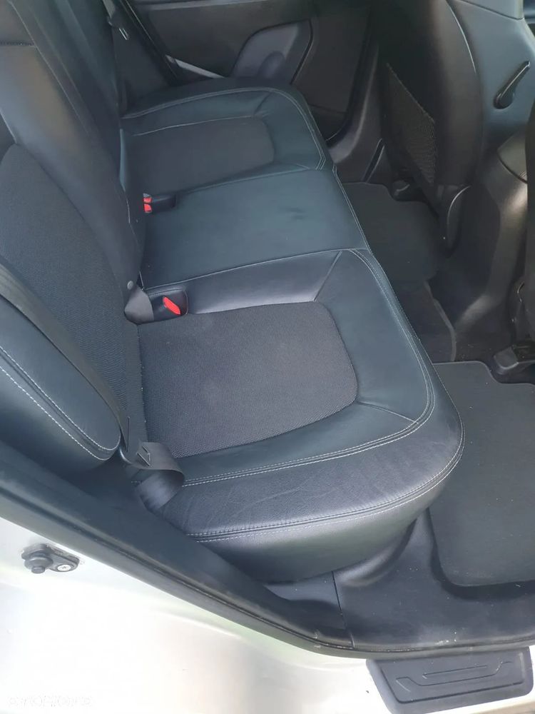 Kia Sportage - 10