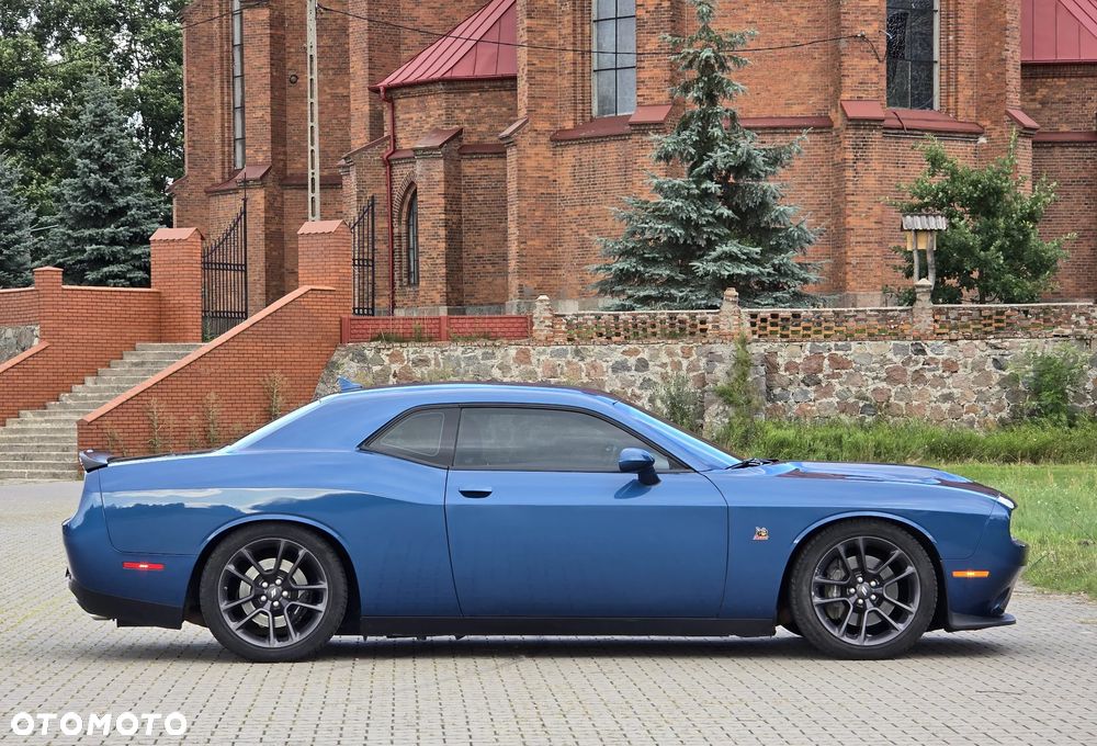 Dodge Challenger 6.4 Scat Pack - 8