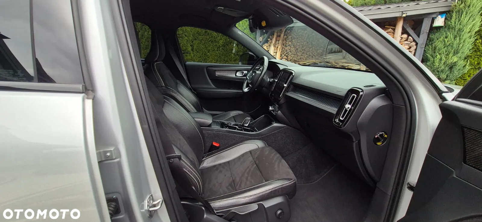 Volvo XC 40 D4 AWD Geartronic R-Design - 18