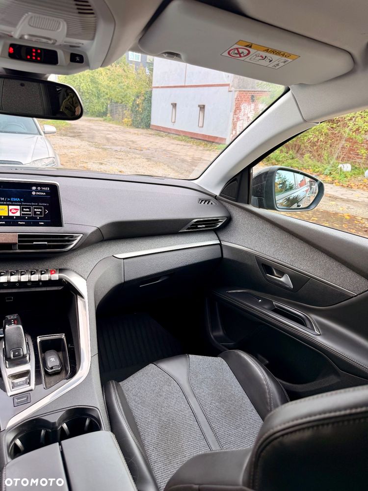 Peugeot 5008 1.6 BlueHDI Allure S&S EAT6 - 12