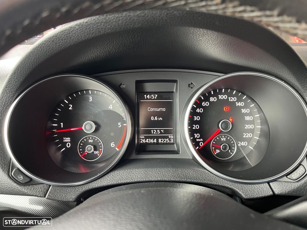 VW Golf 1.6 TDi Edition - 23