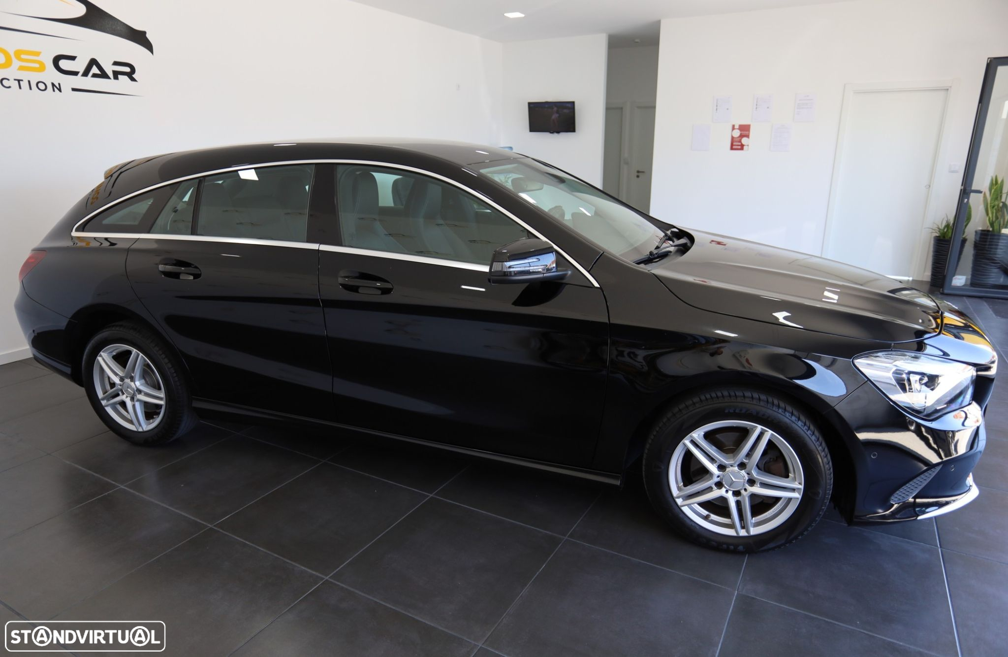 Mercedes-Benz CLA 180 - 6