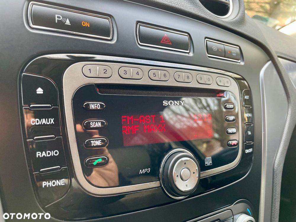 Ford Mondeo 2.0 TDCi Titanium - 33