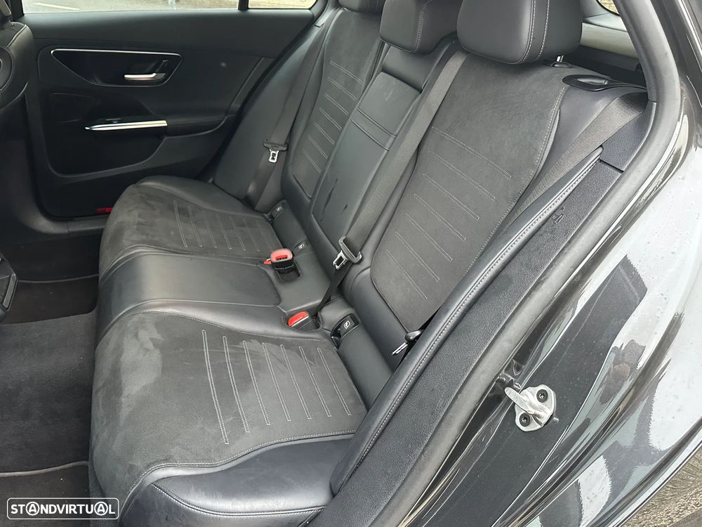 Mercedes-Benz C 300 d AMG Line - 9