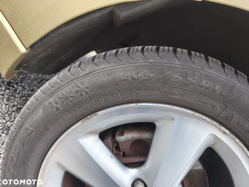 Ford Mondeo 1.8 Ambiente - 8