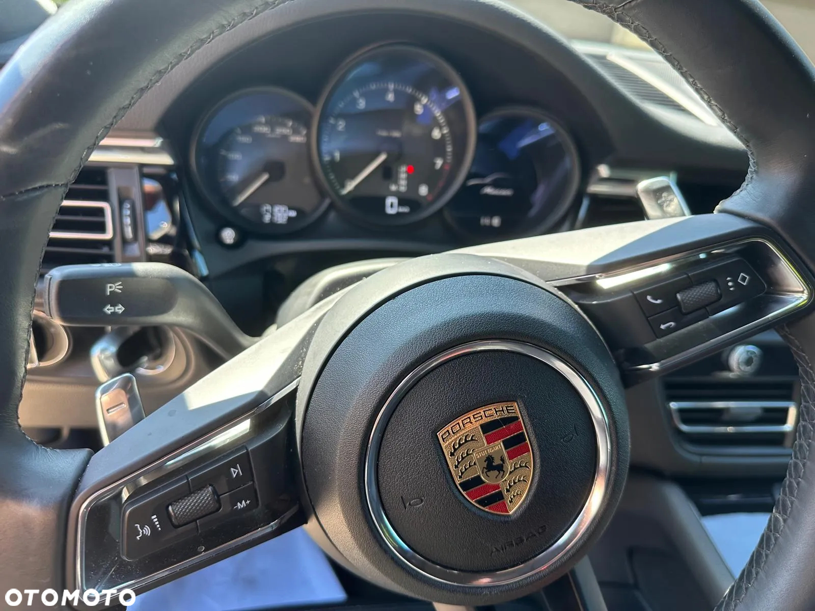 Porsche Macan - 11