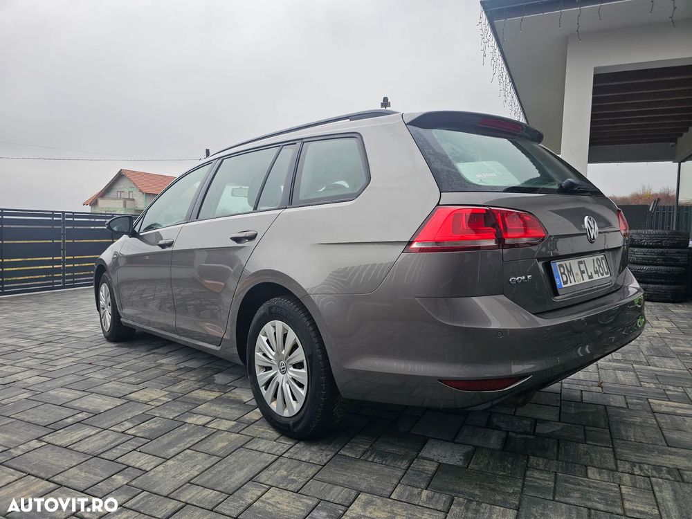 Volkswagen Golf 1.6 TDI BlueMotion Technology DSG Comfortline - 24