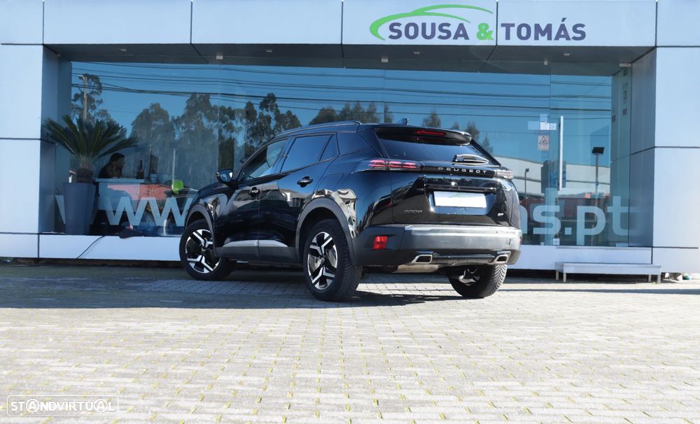 Peugeot 2008 PureTech 130 EAT8 GT - 3