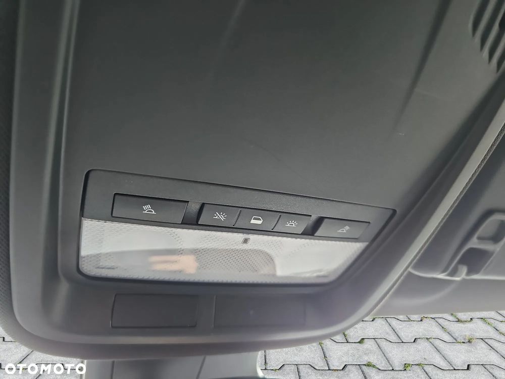 Opel Astra V 1.2 T GS Line S&S - 32