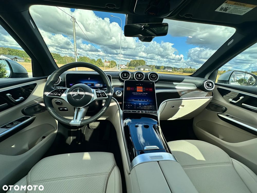 Mercedes-Benz GLC - 18