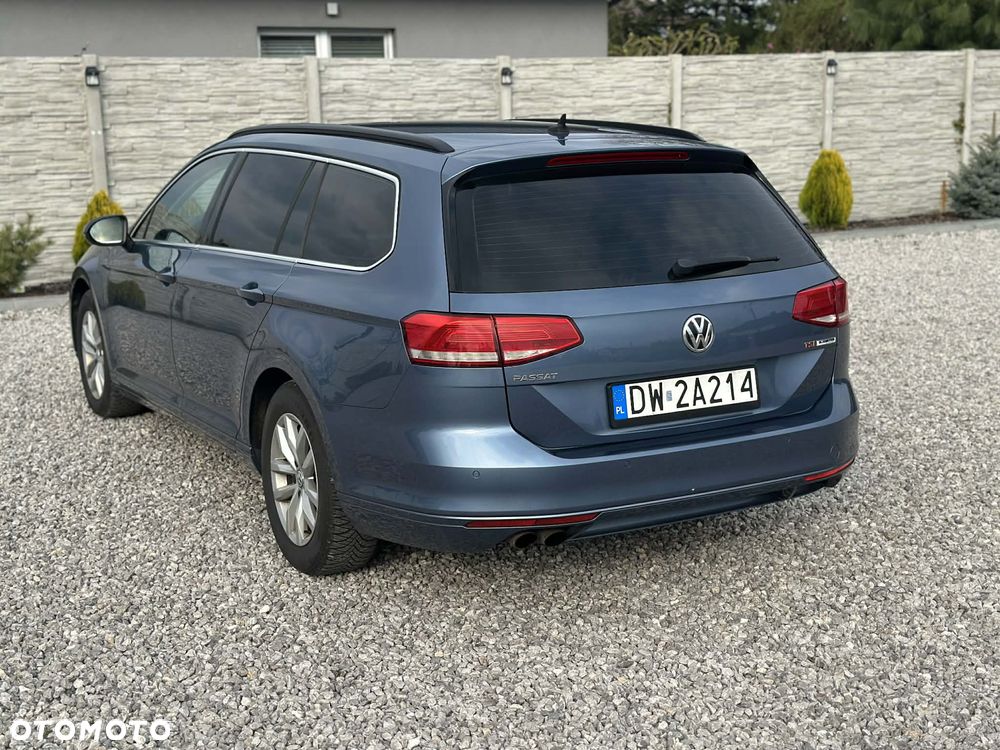 Volkswagen Passat 1.8 TSI BMT Comfortline - 16