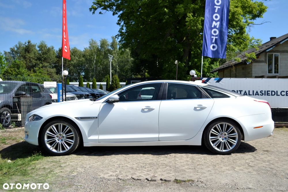 Jaguar XJ 3.0 D V6 Premium Luxury - 15