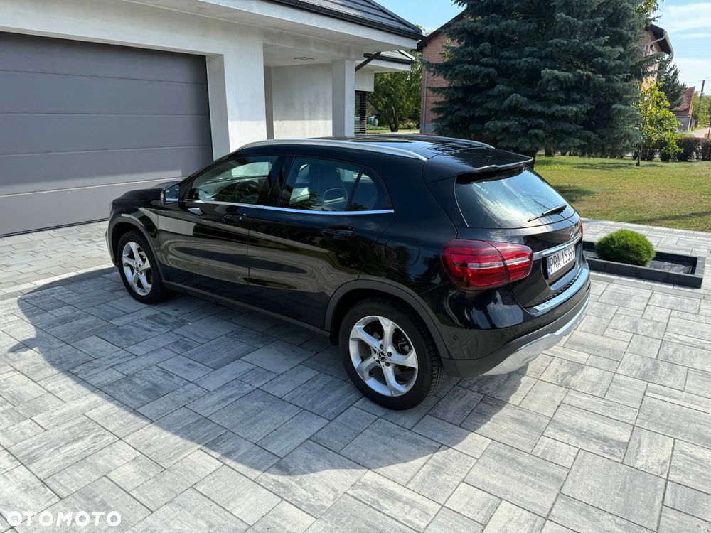 Mercedes-Benz GLA 180 (CDI) d 7G-DCT AMG Line - 7