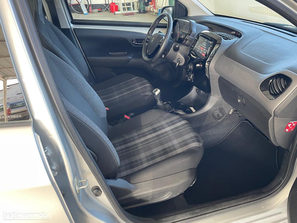 Peugeot 108 1.0 VTI Allure - 19