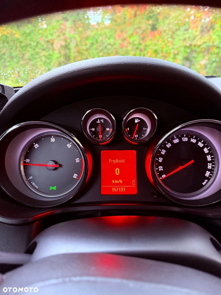 Opel Insignia 2.0 CDTI Sports Tourer - 14