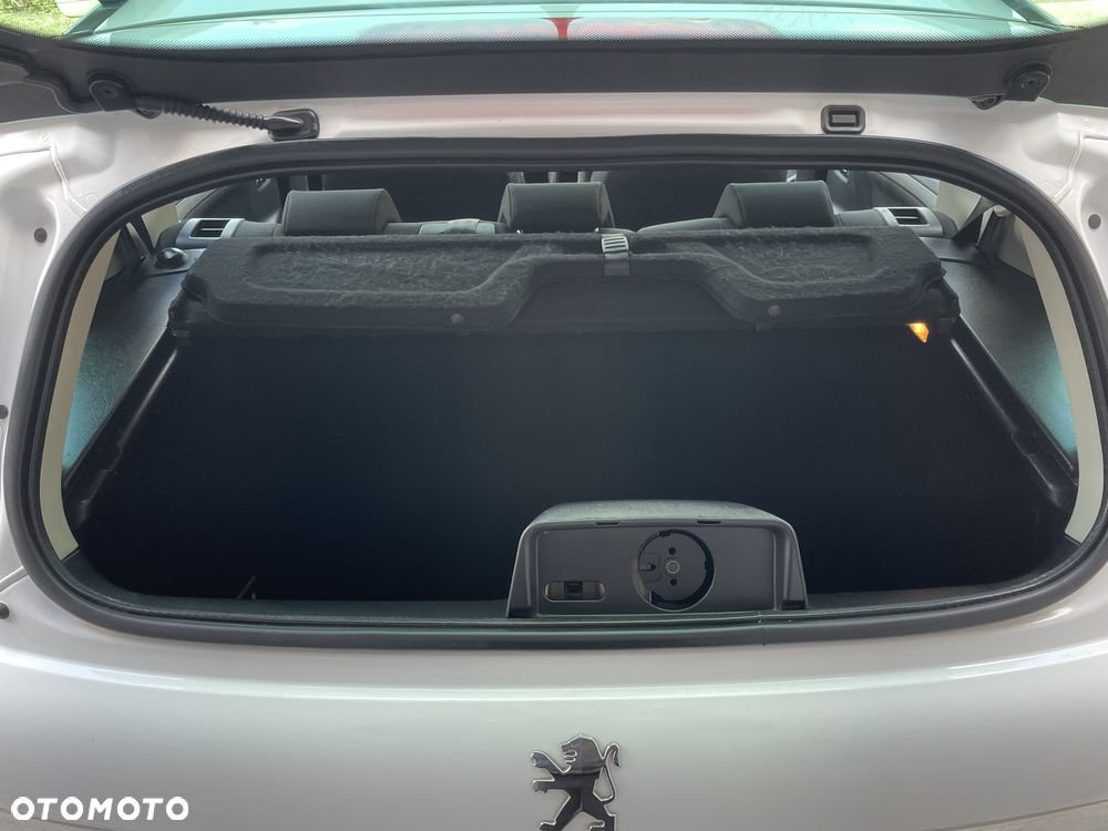 Peugeot 207 120 VTi Automatik Premium - 31