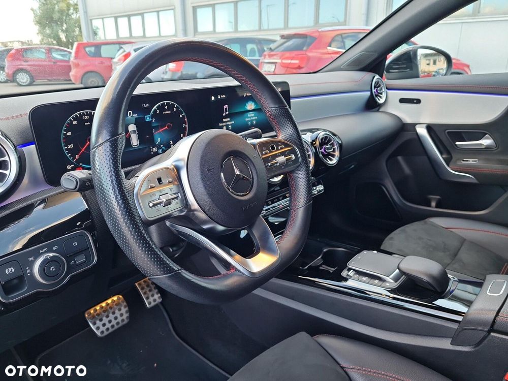 Mercedes-Benz CLA 200 AMG Line 7G-DCT - 9