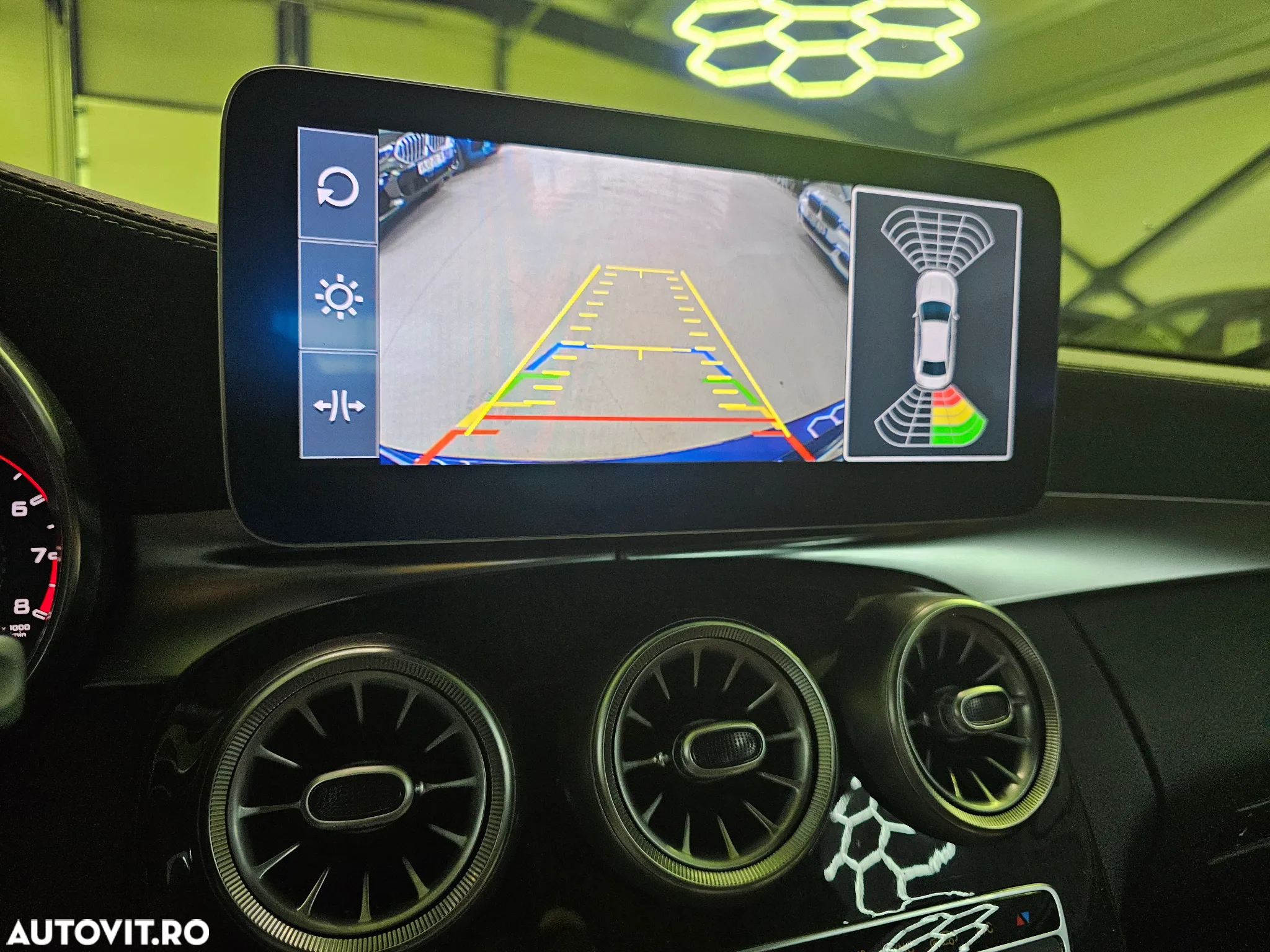 Mercedes-Benz C AMG 63 S AMG Speedshift 7G-MCT - 25