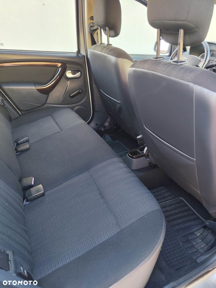 Dacia Duster 1.6 Ambiance Eco - 9