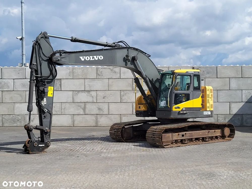 Volvo ECR235 DL - 2