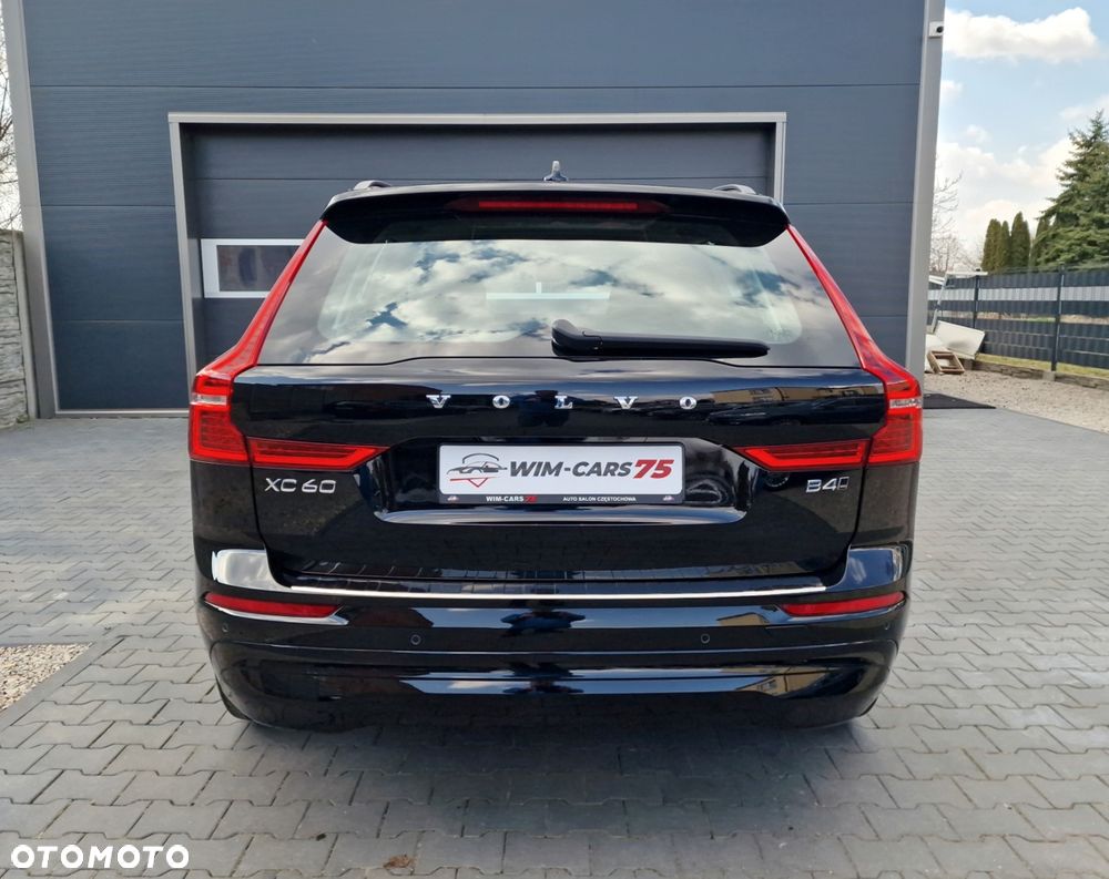Volvo XC 60 B4 D AWD Core - 10