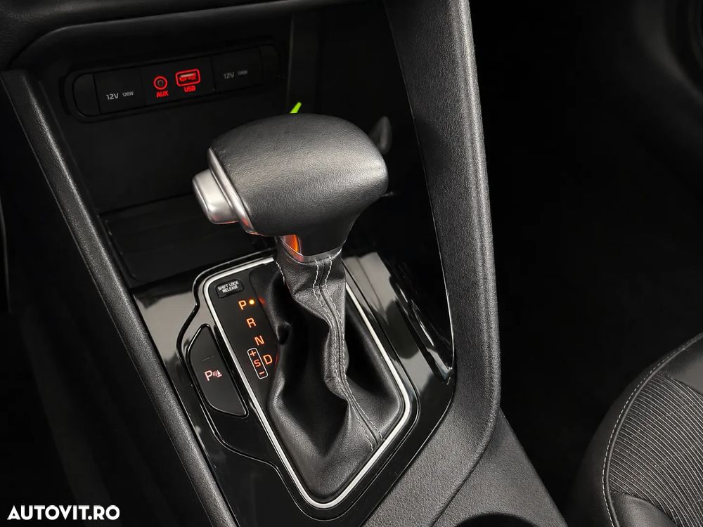 Kia Niro 1.6 GDI 2WD Aut. Spirit - 9