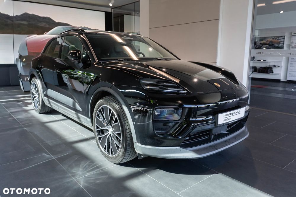 Porsche Macan - 4