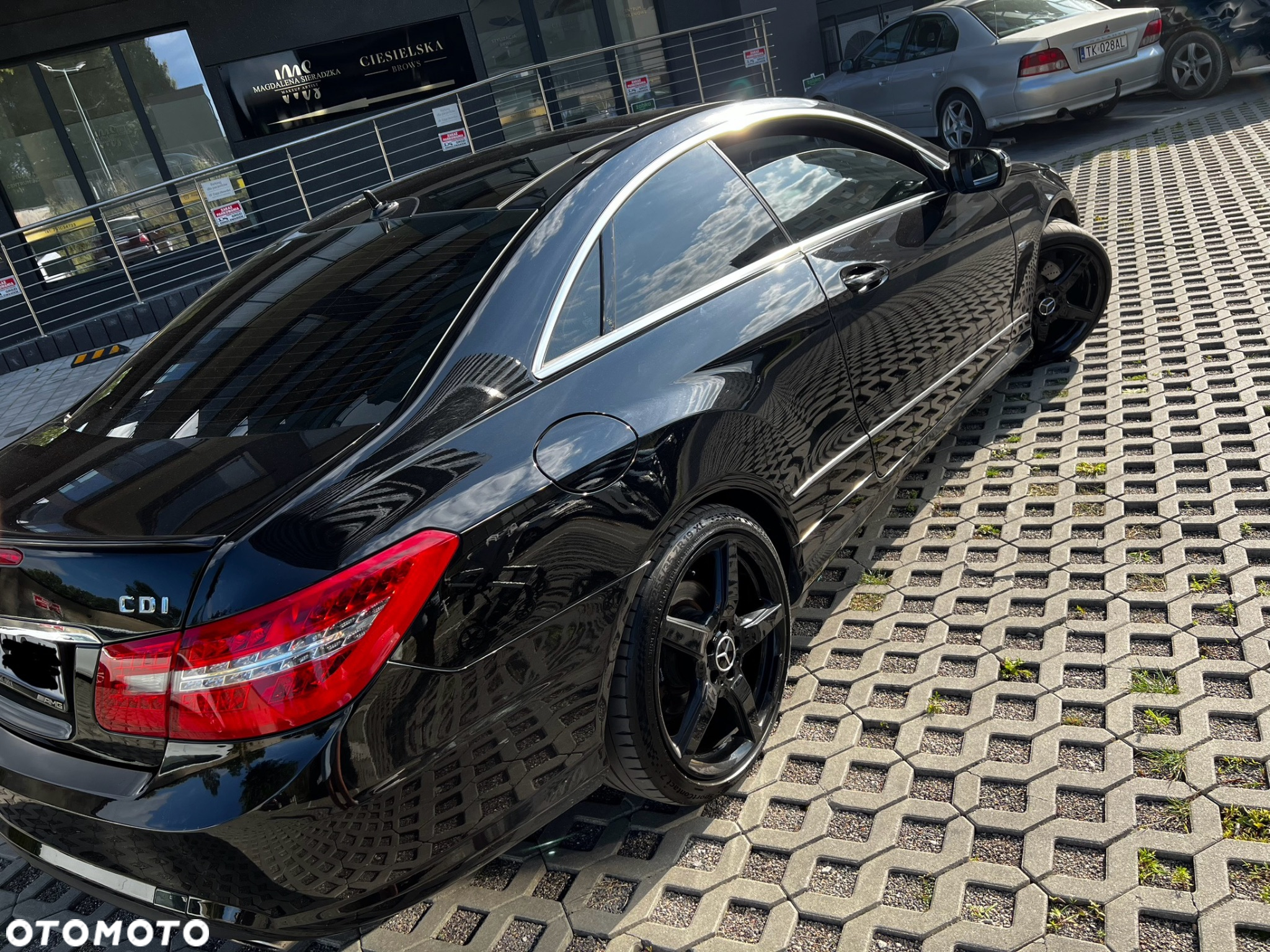 Mercedes-Benz Klasa E 350 CDI BlueEff - 3