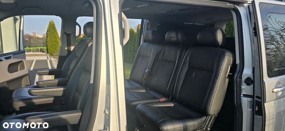 Volkswagen Multivan - 9