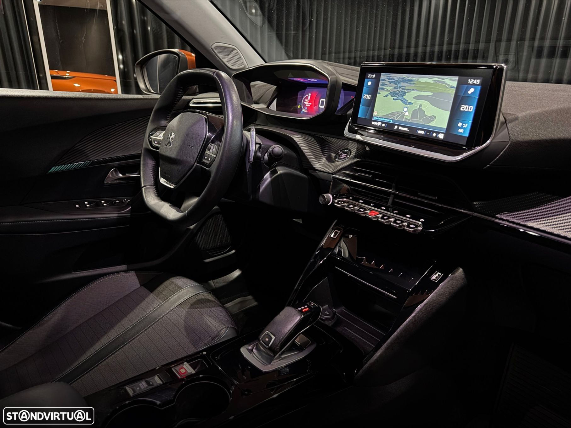 Peugeot 2008 1.2 PureTech Allure Pack EAT8 - 30