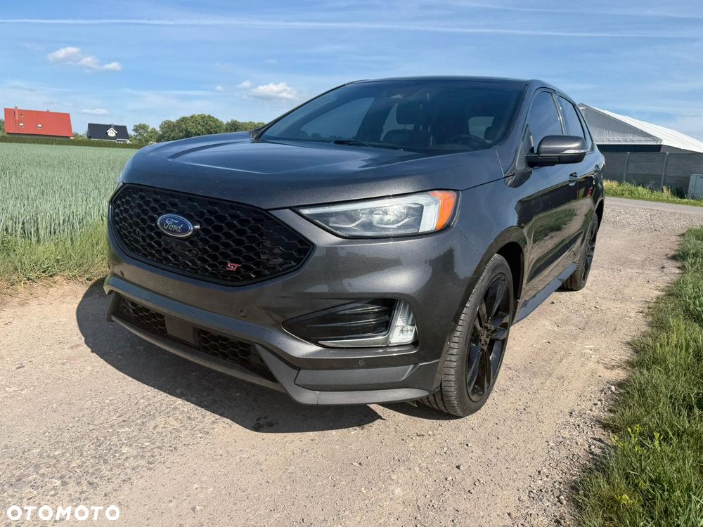 Ford Edge - 2