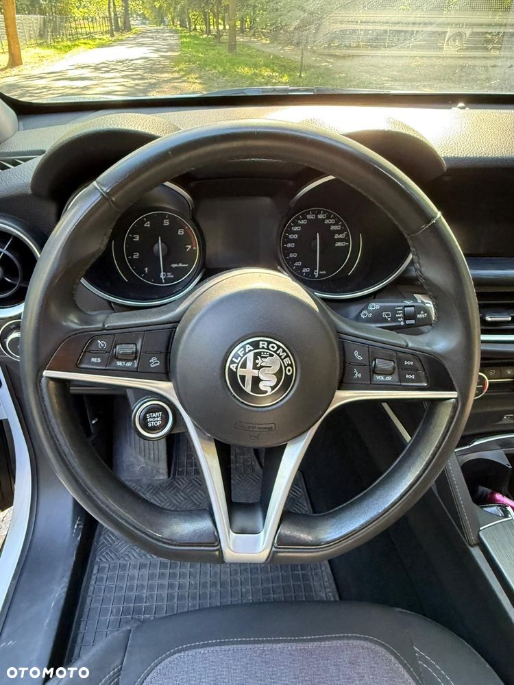 Alfa Romeo Stelvio 2.0 Turbo Sprint Q4 - 6