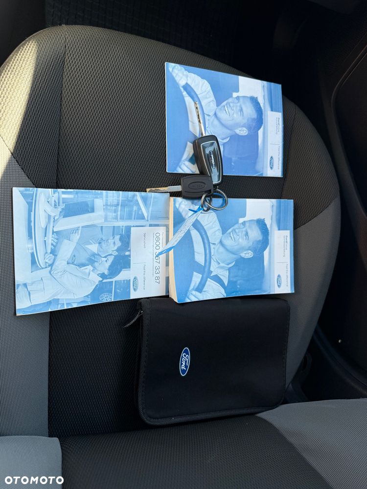 Ford Focus - 28
