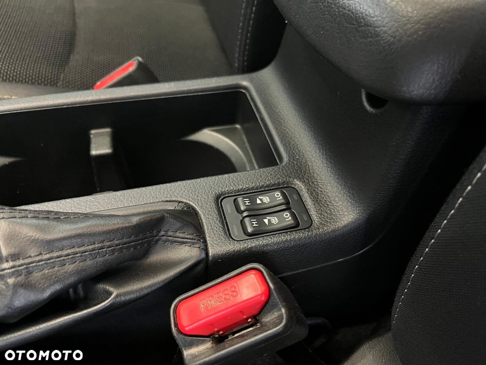 Subaru XV 2.0i Exclusive CVT - 17