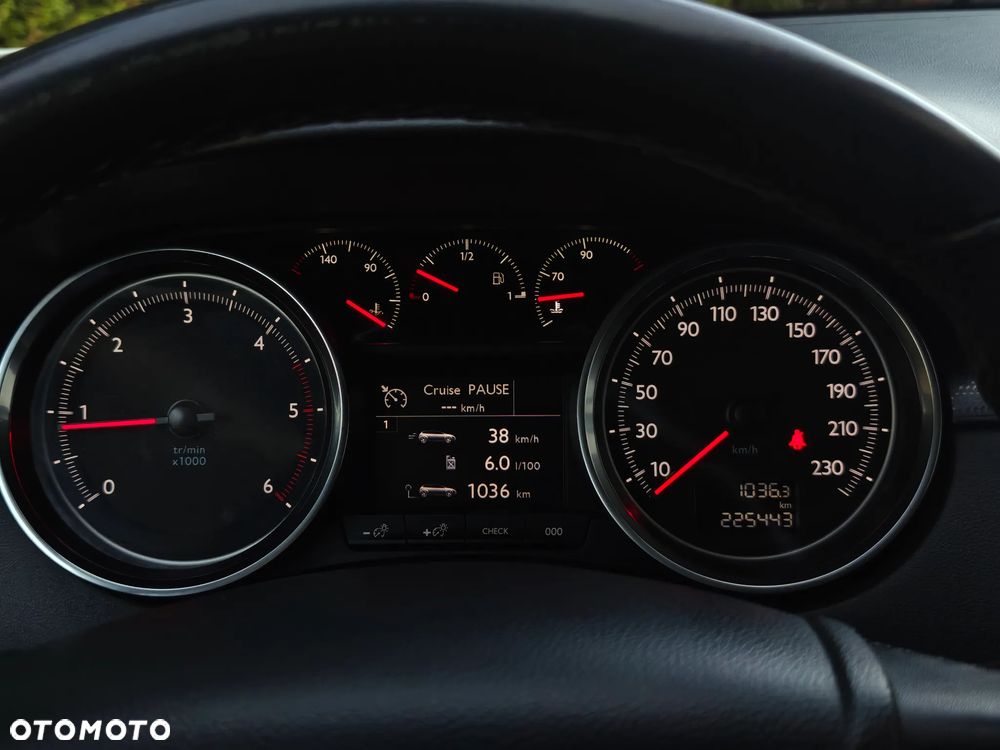 Peugeot 508 HDi 160 Allure - 8