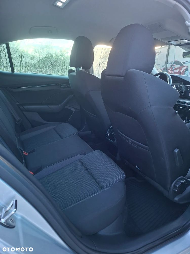 Skoda Octavia 1.5 TSI ACT Style - 9