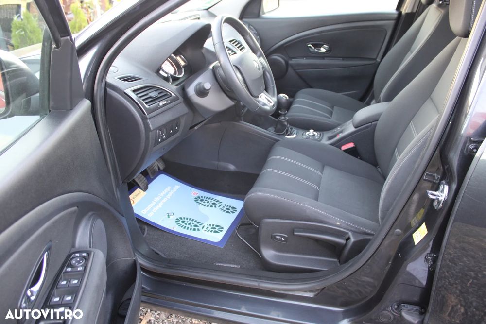 Renault Megane dCi 110 FAP Paris - 28