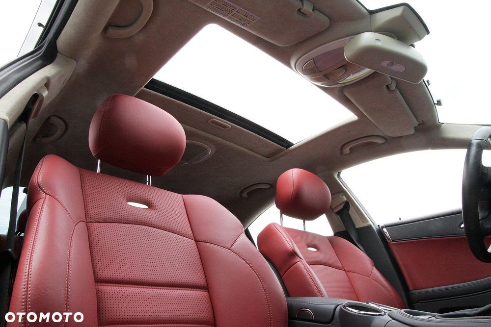 Mercedes-Benz CLS 63 AMG - 13