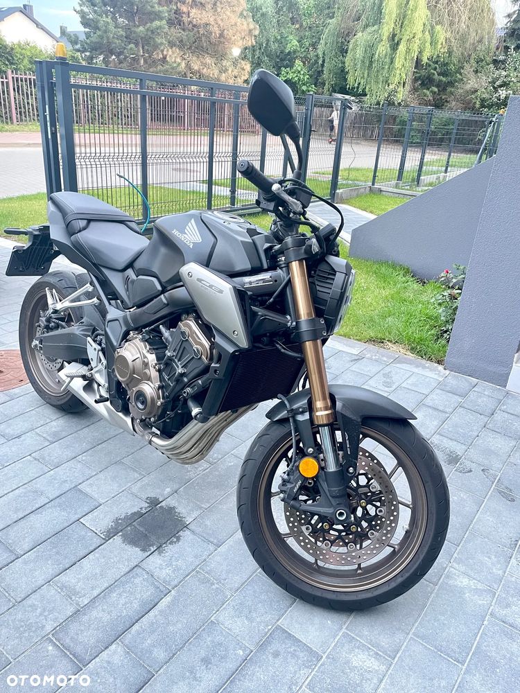 Honda CB - 4