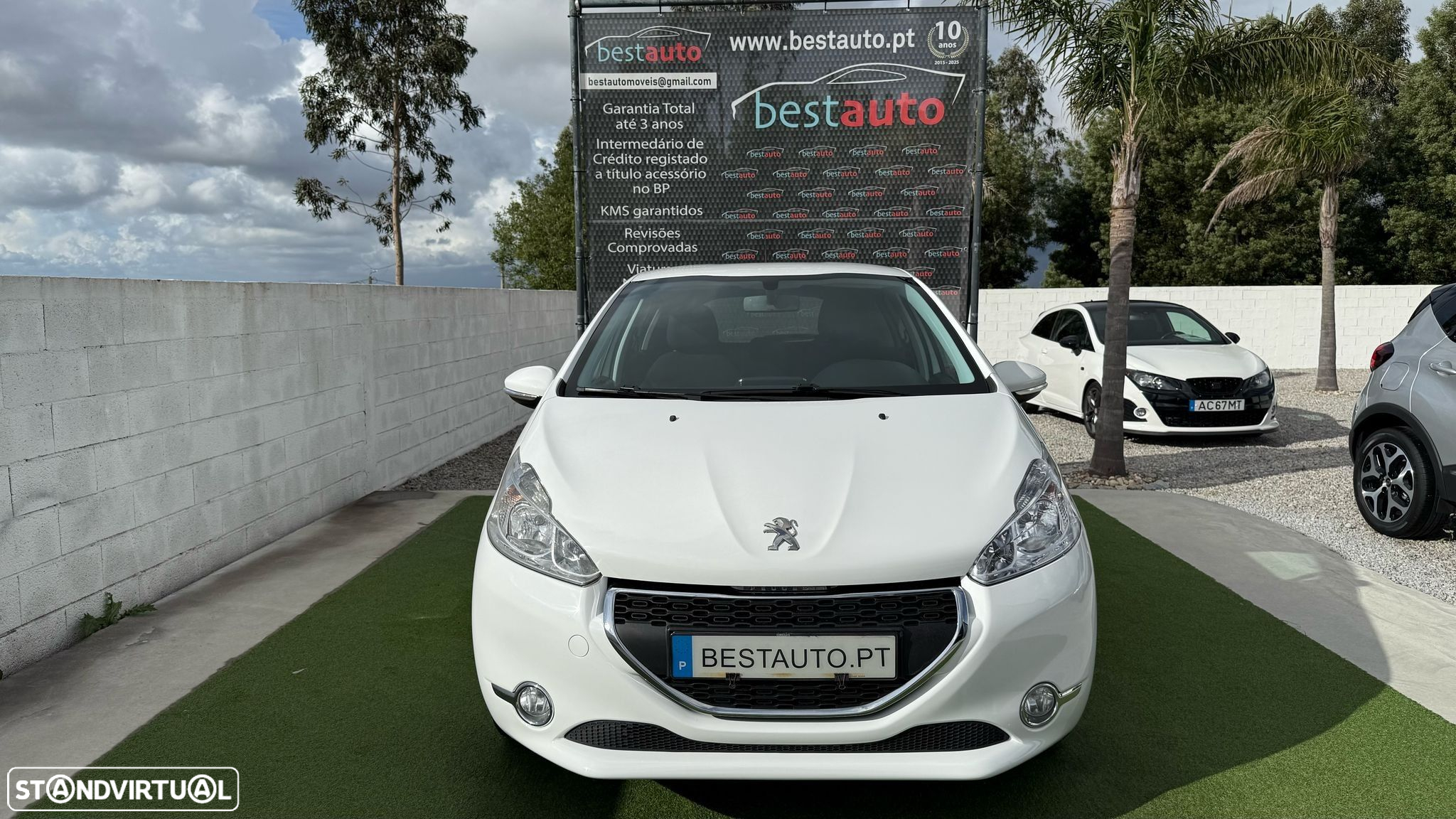 Peugeot 208 1.4 HDi Active - 2