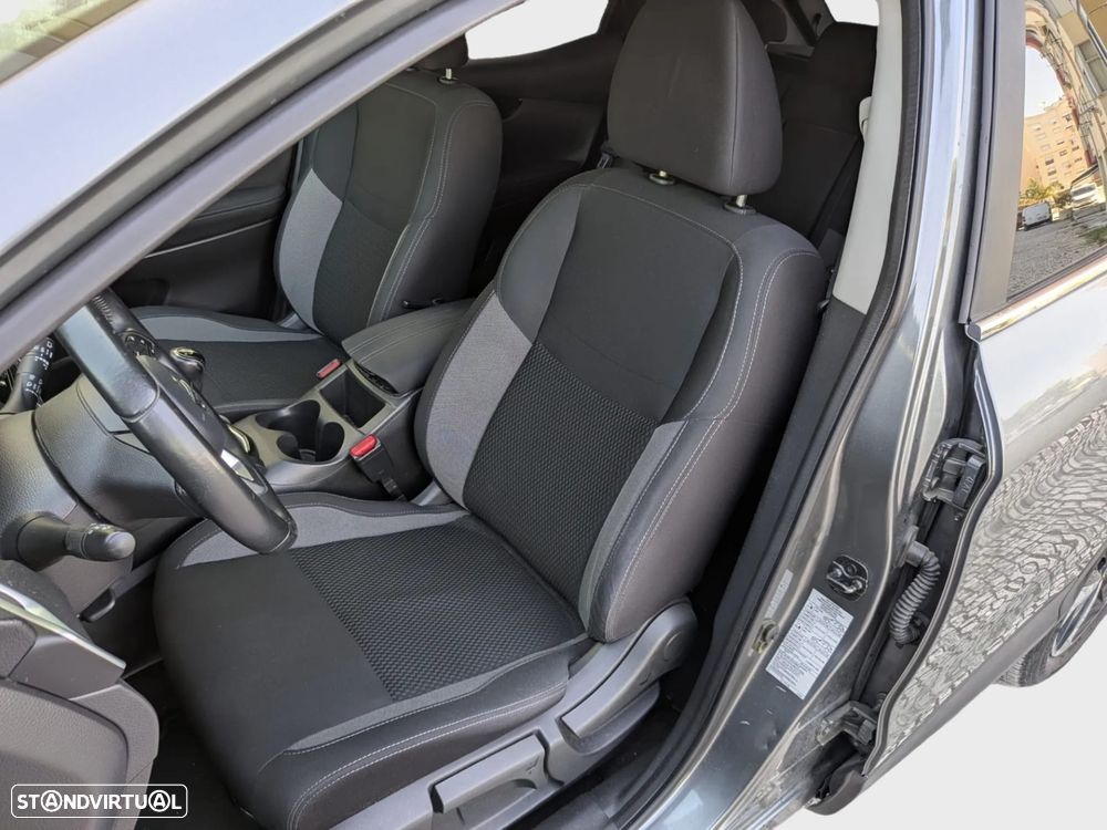 Nissan Qashqai 1.5 dCi N-Connecta Business - 4