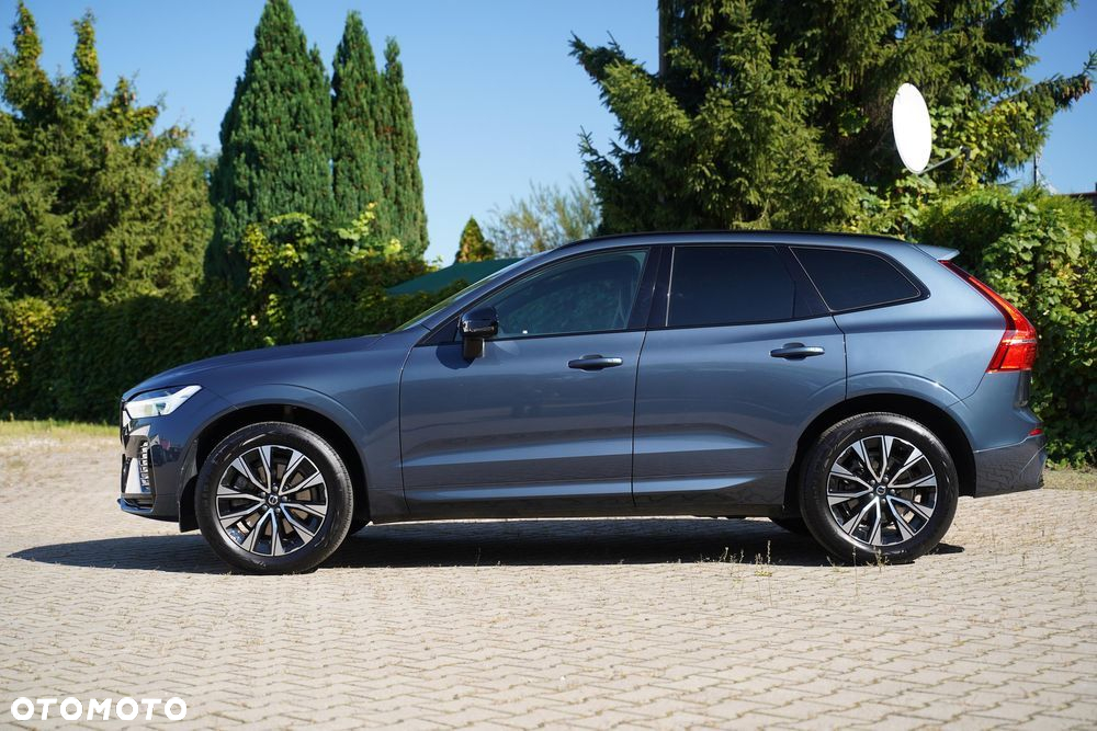 Volvo XC 60 B5 B AWD Plus Dark - 8