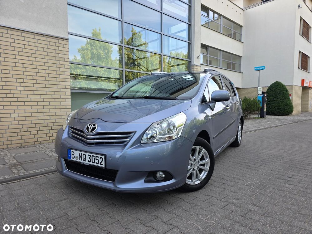 Toyota Verso 1.8 5-Sitzer Executive - 1