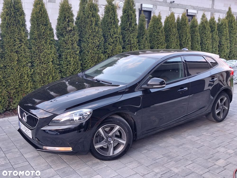 Volvo V40 T2 Summum - 28