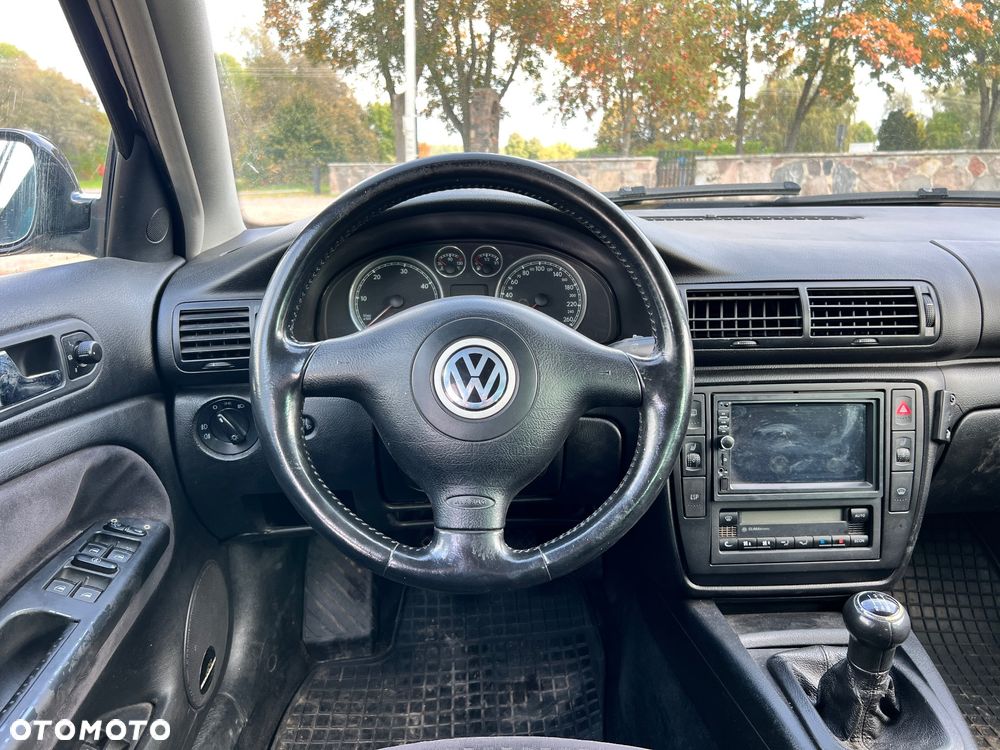 Volkswagen Passat - 7