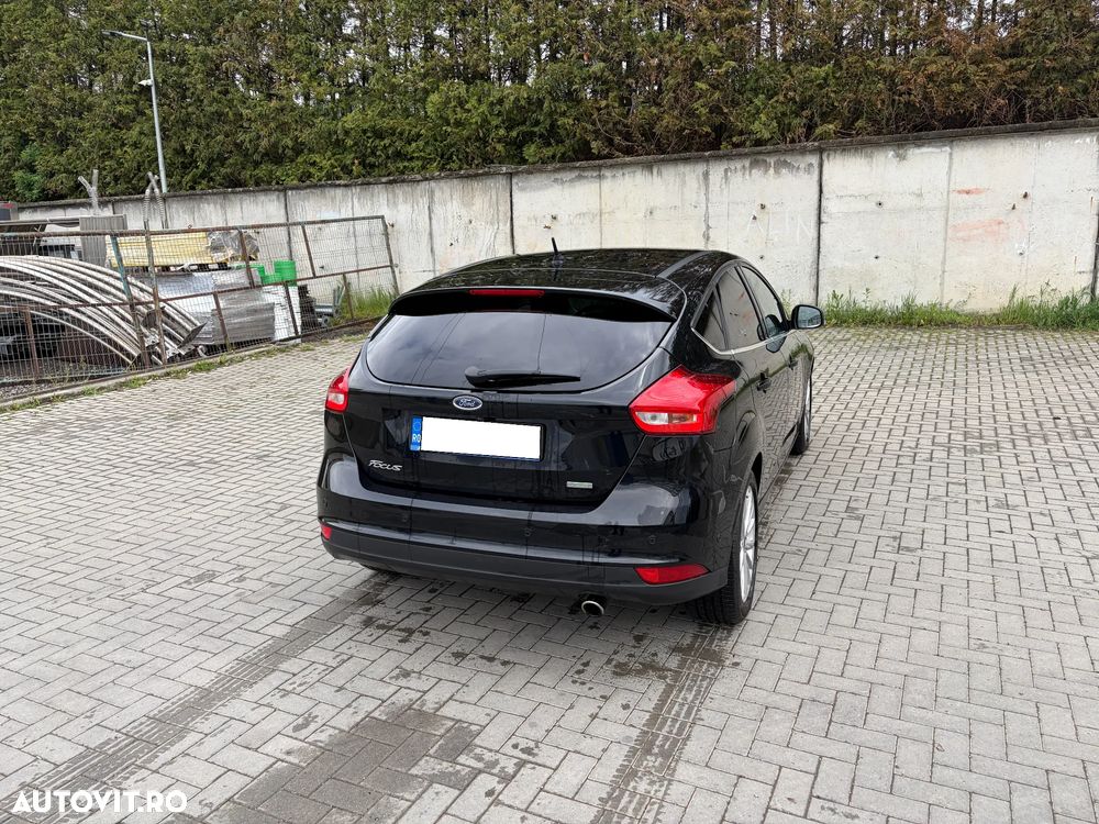 Ford Focus 1.5 EcoBoost Titanium - 6