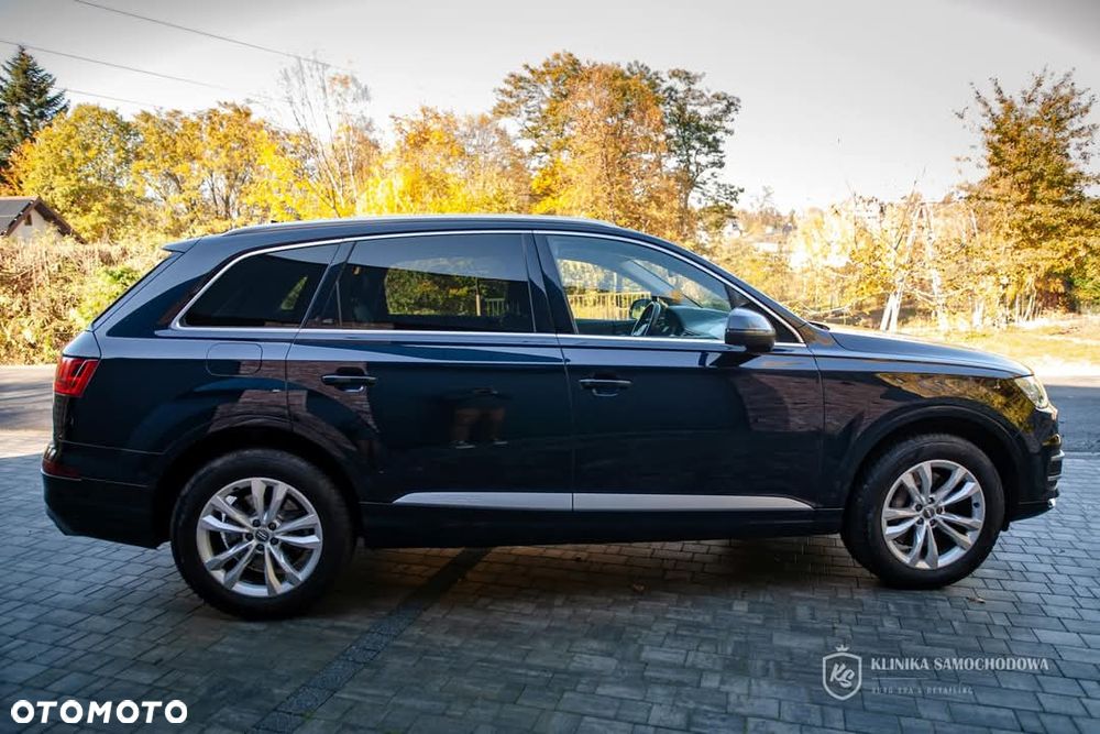 Audi Q7 3.0 TFSI Quattro Tiptr - 6