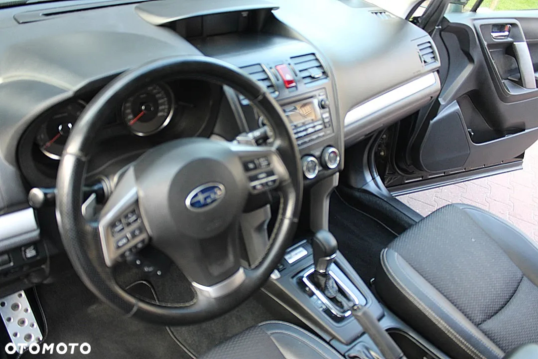 Subaru Forester 2.0XT Platinum Lineartronic - 16